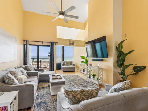 Welcome to Palm Beach Club #247