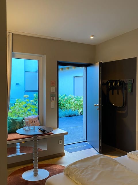 Urban Hideaway | In-room safe, blackout drapes, cribs/infant beds, free WiFi