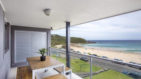 Front balcony 