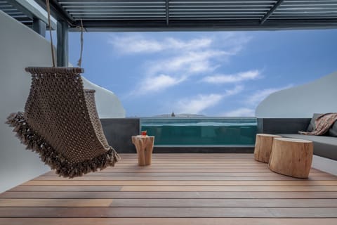 Superior Double Private Pool & Sea View | Terrace/patio