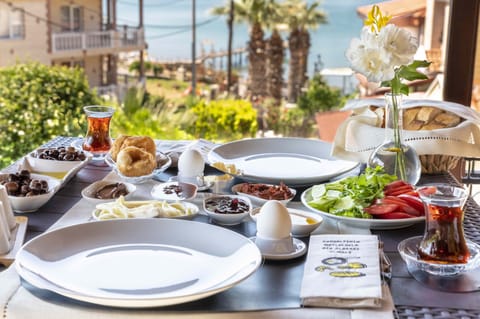 Free daily local cuisine breakfast