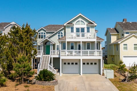 SS38: Favorite Place | Front Exterior