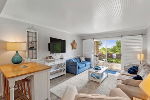VJ2: Villas J2 | Bottom Level Living Area