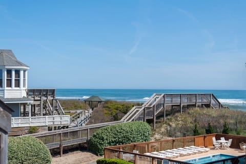 WS01: Whispering Sands 1 | Top Level Deck View