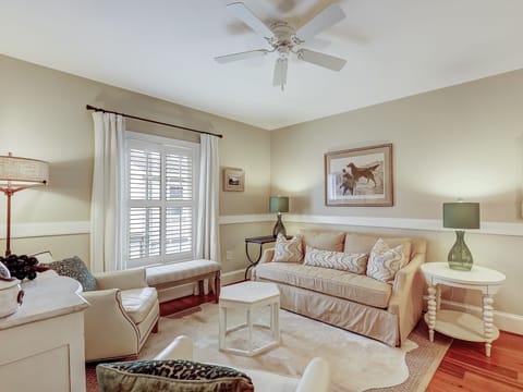 Welcome to Apartment on Perry Lane!