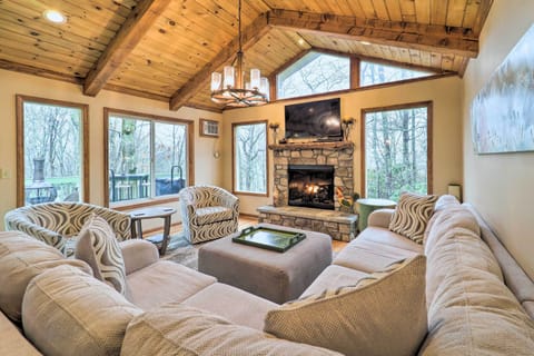Newland Vacation Rental | 4BR | 3BA | 1,600 Sq Ft | Stairs Required to Access