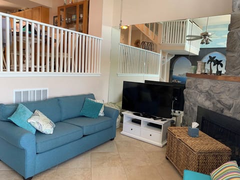 LIVING-AREA