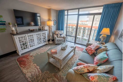 Beautifully Remodeled Condo