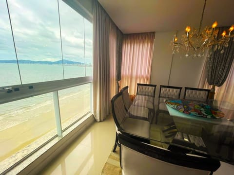 Luxury Apartment | Beach/ocean view