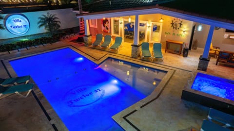 Villa Twelve27 / HEATED POOL