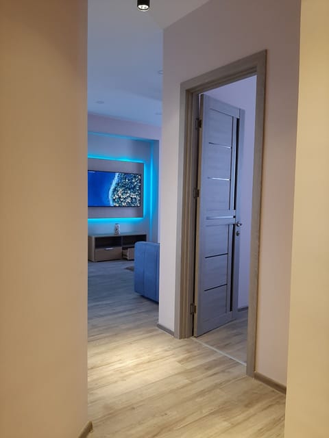 Comfort Apartment | Living area | 40-inch Smart TV with digital channels, TV
