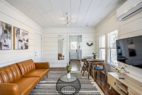 We welcome you to Historic Heights Artist Bungalow #3. 