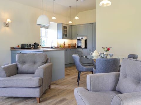 Open plan living space | Kingfisher Cottage - Strathisla Farm Cottages, Meigle