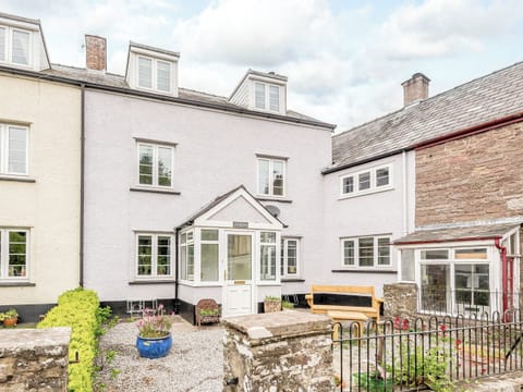 Exterior | Ty Afon, Talybont on Usk