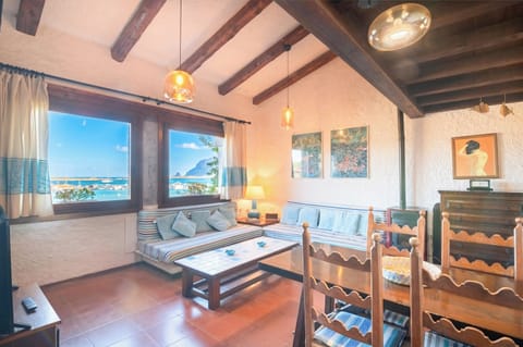 Living and dining room