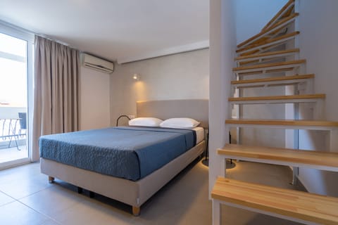 Comfort Loft | Desk, soundproofing, free WiFi