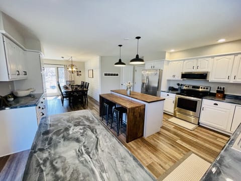Duplex 1 - Spacious Kitchen with eat in bar