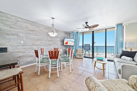 Welcome to Seaside Beach & Racquet Club 5715!