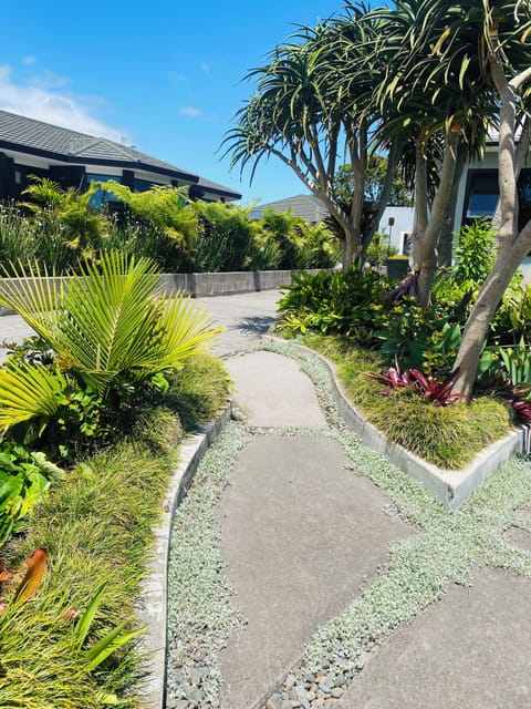 LEFT path towards STUDIO 22.