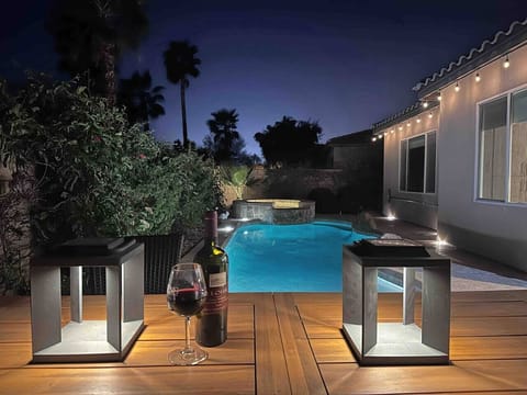 What a fantasic place to hang out :)