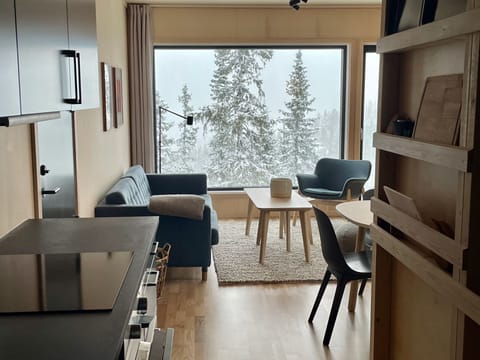 Electric kettle, highchair, dining table