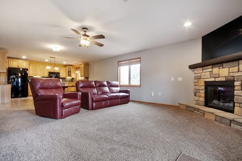 Furniture, Ceiling Fan, Flooring, Couch, Living Room