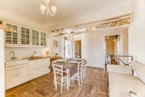 Kitchen and dining area