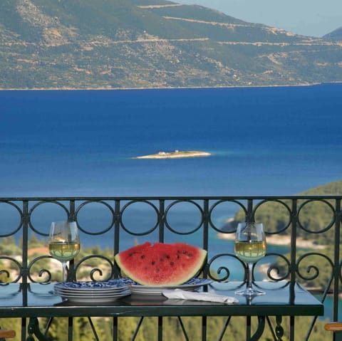 Superior Room- Split Level | Sea View | Balcony view