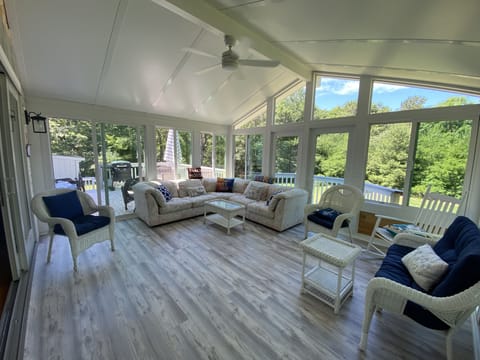 Beautiful (brand new) Florida Sunroom