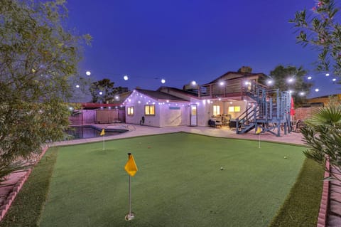 Shaded Pebble tec pool, patio, BBQ, Putting green, pool basketball, and games