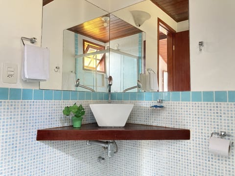 Comfort Double Room | Bathroom | Shower, hair dryer