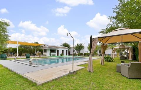 pool