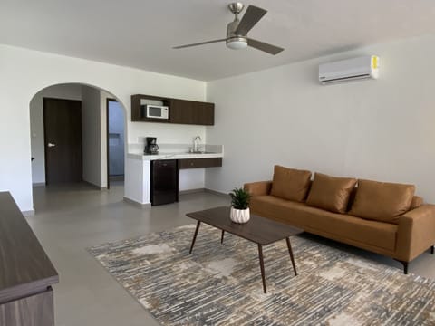 Grand Room | Egyptian cotton sheets, premium bedding, down comforters