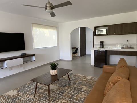 Grand Room | Egyptian cotton sheets, premium bedding, down comforters