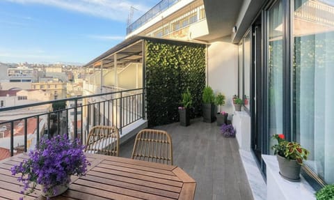Apartment, 2 Bedrooms, Accessible, Balcony | Balcony