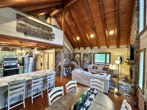 Enjoy the perfect blend of comfort and style in this beautiful cabin retreat.