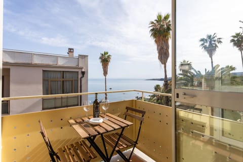 Apartment | Balcony