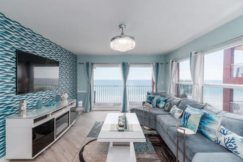 314 is Directly on the Beach!