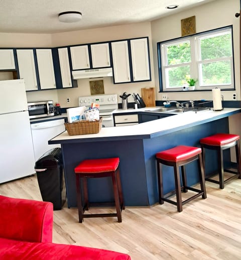 Open concept alouds everyone to join in the conversation!