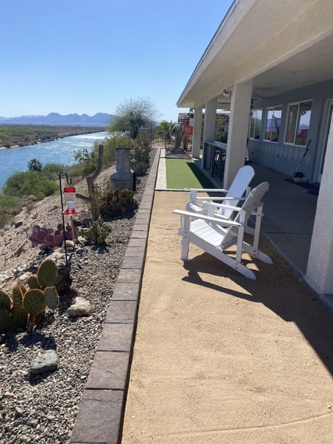 Private beach area with amazing river views 