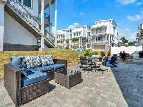 Kick back on our porch and enjoy some fresh fish from the local Fish Market with our propane grill!