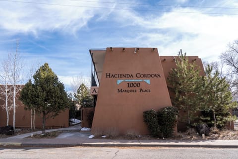 Condo (1 Bedroom) | Property amenity