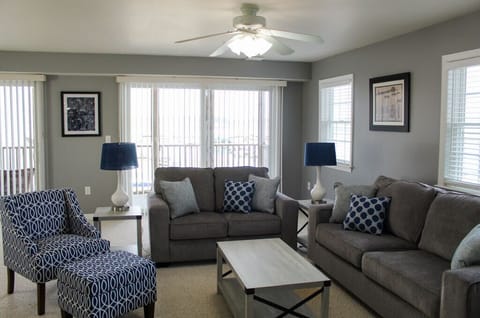 Spacious Family Room