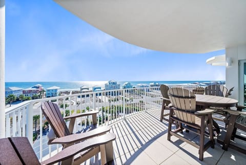 Mustique 602 Balcony with Beautiful Gulf Views