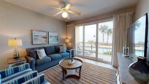 - Gulf front living room!