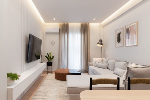 City Apartment, 2 Bedrooms, Balcony | 2 bedrooms, in-room safe, laptop workspace, soundproofing