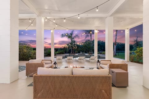 Sit around the fire table and roast marshmallows at night.