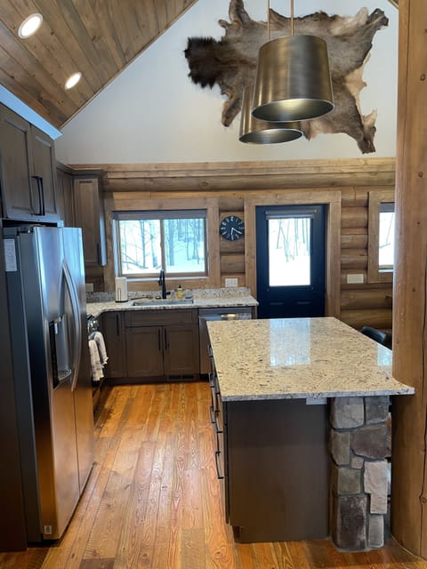 A perfect balance between rustic log and modern design...