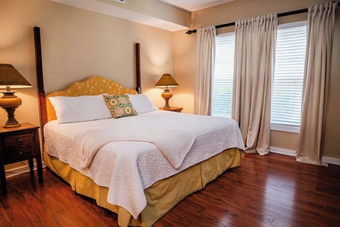 Bedroom King Bed