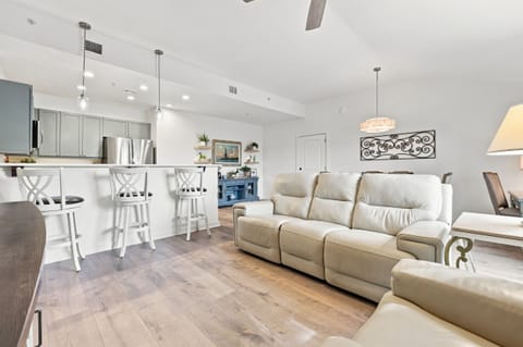 Living area to Kitchen & Dining